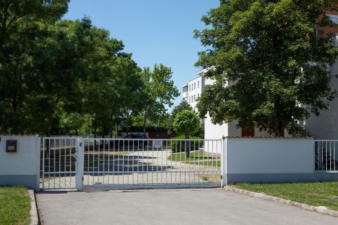 Aranypart Enikő Apartman11