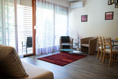 Aranypart Enikő Apartman3