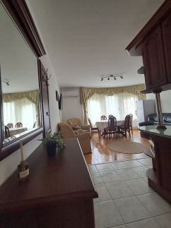 Elena Apartman2