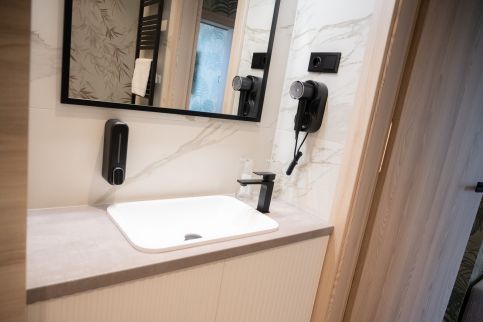 R78 Luxury Apartman 210