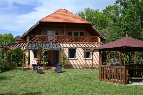 La Perla Villa del Lago