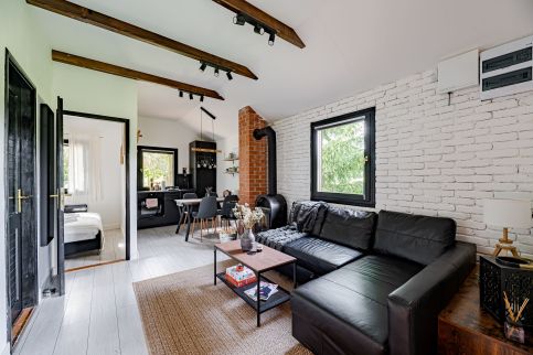 Bodony Cottage1