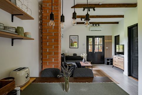 Bodony Cottage6