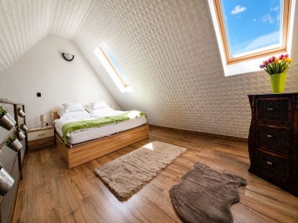Marilyn Apartman11