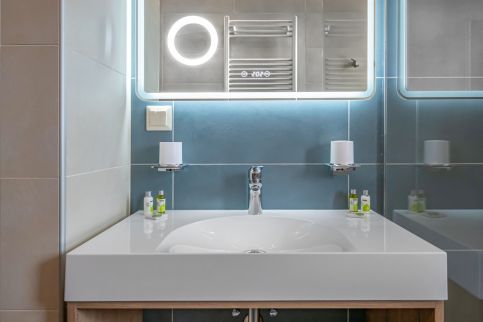 Lazuli Apartment12