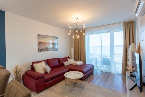 Sunset Resort 5051