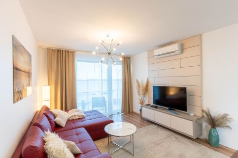 Sunset Resort 5054