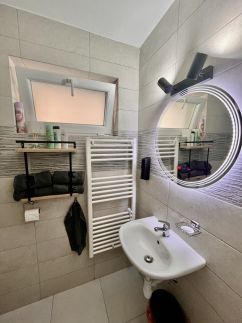 Ide menjünk Apartman