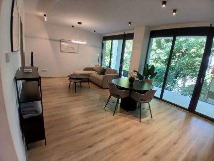 Fenyvesliget Apartmanok 53