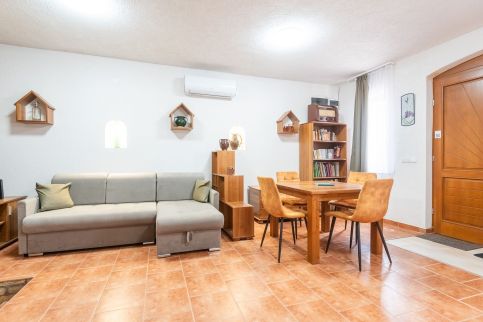 Jószomszéd Pince Apartman11