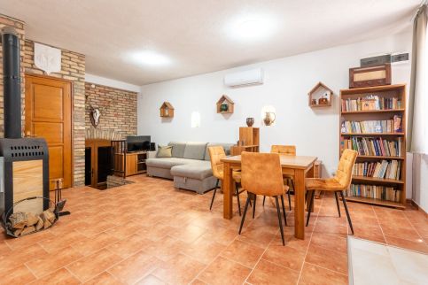 Jószomszéd Pince Apartman1
