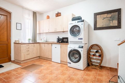 Jószomszéd Pince Apartman2