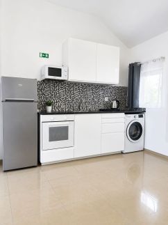 Silver Airport Parking & Apartments5