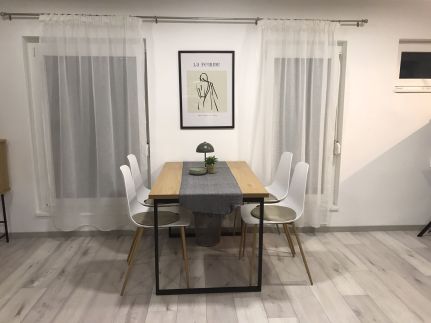 Apple Garden Studio1