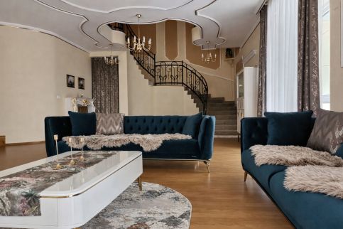 Villa Gold2
