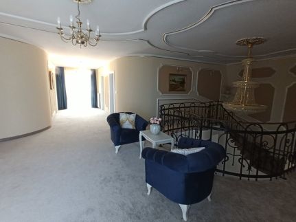 Villa Gold3