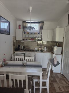 Tavasz-Lak Apartman13