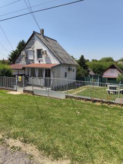 Tavasz-Lak Apartman2