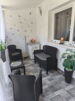 Tavasz-Lak Apartman7