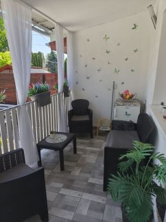 Tavasz-Lak Apartman8