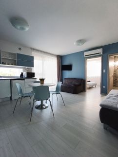 Strand Apartman B72