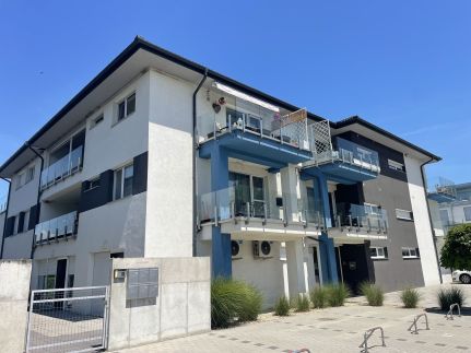 Strand Apartman B75