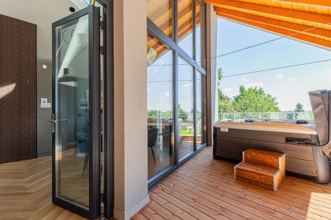 Elite House Apartments44