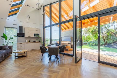 Elite House Apartments45
