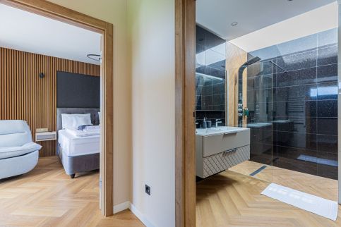 Elite House Apartments5