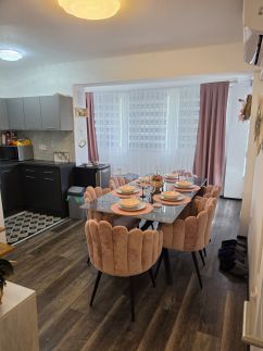 Vártalak Apartmanház23