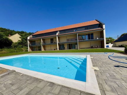 Vinopool Suites