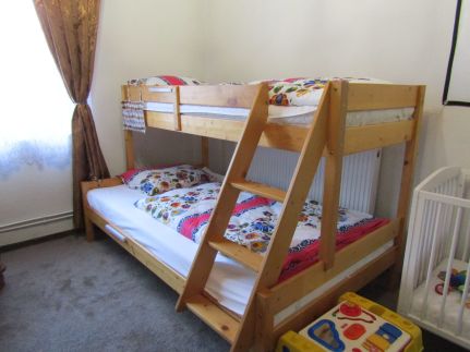 Aranyhaj világa Apartman14