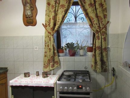 Aranyhaj világa Apartman17