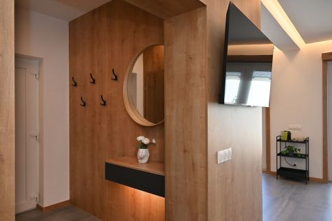 L'ari Fáry Home1