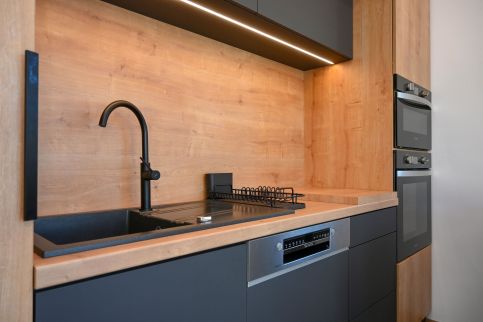 L'ari Fáry Home7