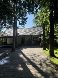 Fenyőzug Vendégház – Pócsmegyer fotó 3