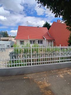 Flóra04 Apartman