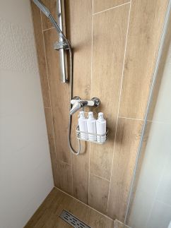 Sarah Doe Apartman12