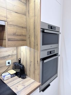 Sarah Doe Apartman15