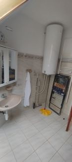 Alice Apartman12