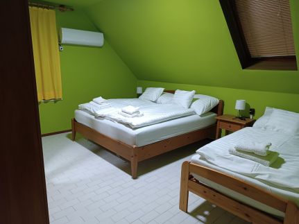 Alice Apartman8
