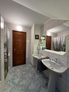 Lila Central Apartman – Balatonlelle fotó 17