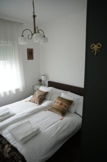 Akácos Apartman1