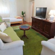 Hársfa Apartman