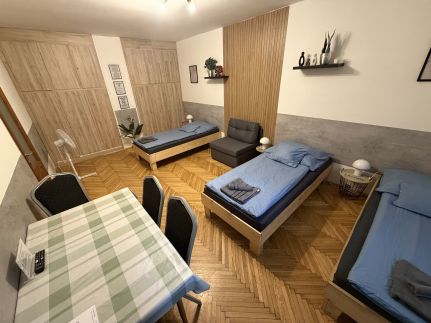 Carlos Apartman2