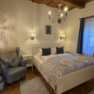 Mimi’s Cottage