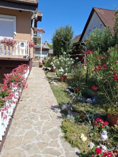 Marika Apartman – Balatonszárszó fotó 1