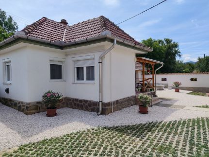 Jakab Porta Apartman Bodony9