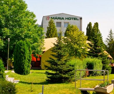 Mária Hotel Étterem1