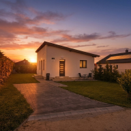 Fehérház Apartman – Balatonszárszó